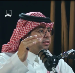 بالفيديو.. الأحمري يكشف عن أسطورة الكرة السعودية.. ويعلق: مثل مالديني وكرويف وباجيو!