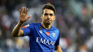 رد فعل كارلوس إدواردو محترف الهلال السابق على أنباء عودة الأمير نواف بن سعد لرئاسة النادي «صورة»