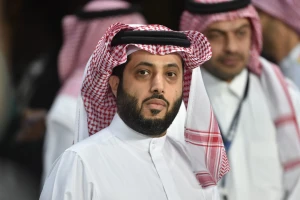 تركي آل الشيخ يفاجئ المتابعين بتعليقه على محمد نجيب