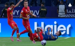شاهد.. ركلة الجزاء المحتسبة للهلال أمام القادسية في دوري روشن