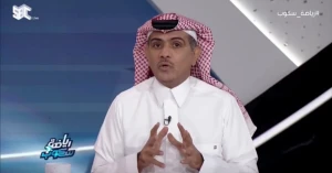 مشجع نصراوي لـ الهريفي: هل تتمنى الهلال يحقق الدوري؟.. والأخير يرد
