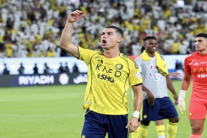 أول تعليق من كريستيانو رونالدو بعد فوز النصر على الخلود