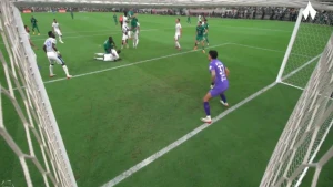 الكثيري يكشف حقيقة تغاضي الحكم عن احتساب ركلة جزاء لصالح الأهلي أمام الهلال