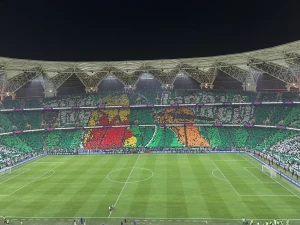 بالفيديو.. تيفو جماهير الأهلي أمام بيراميدز المصري في كأس الإنتركونتيننتال