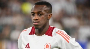 "ليس الاتحاد ولا الهلال".. سعود عبدالحميد يقترب من العودة لدوري روشن عبر هذا النادي