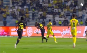 شاهد.. هدف موسى ديابي الملغي للاتحاد أمام الخليج