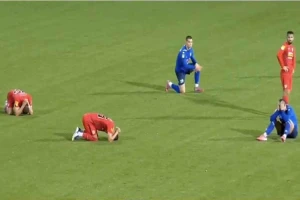 بالفيديو.. وفاة مأساوية لمدرب في الدوري الصربي داخل الملعب