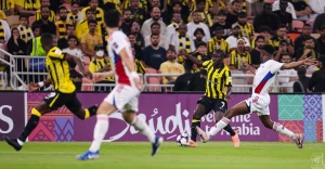 خبير تحكيمي يكشف عن خطأ فادح لحكم مباراة الاتحاد والشارقة في دوري أبطال آسيا للنخبة