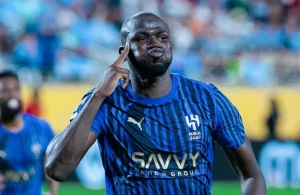 ‏ لجنة الانضباط تصدر قرارا ضد لاعب الهلال كوليبالي.. وتكشف عن السبب!