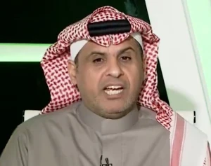 الدبيخي ينشر لقطة من مباراة " الهلال والنجمة" .. ويطرح هذا السؤال main