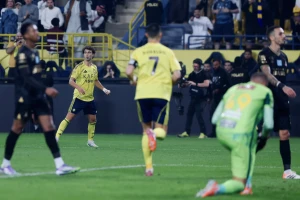 بالفيديو.. النصر يكتسح الخليج برباعية ويعزز صدارته للدوري