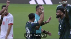 بالفيديو.. مطالبات بركلة جزاء للمنتخب السعودي أمام الأردن