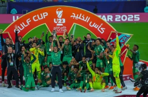 بالفيديو: المنتخب السعودي يتوج بطلاً لكأس الخليج تحت 23 عاماً بعد فوزه على العراق بثنائية