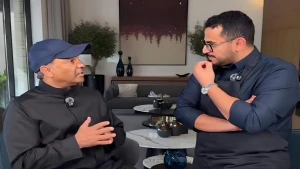 بالفيديو.. الشيف بن قاسم يسأل يوسف الثنيان: لو وُجد الـVAR في الثمانينات كم بطولة ستُسحب من الهلال؟.. والأخير يرد