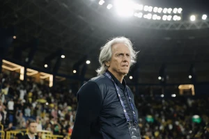 أول تعليق من جيسوس بعد فوز النصر على الأخدود