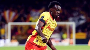 روما الإيطالي يكشف موقفه من عودة سعود عبد الحميد لدوري روشن