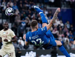 بالفيديو ..الهلال يبتعد بصدارة جدول الدوري بفوزه على الفيحاء برباعية!