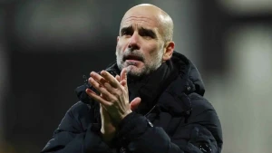 بالفيديو.. غوارديولا يثير دهشة متابعيه برده على سؤال باللغة العربية