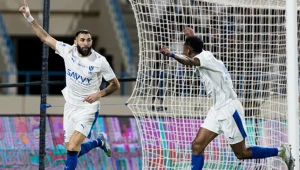 «بالكعب».. بالفيديو.. بنزيما يفتتح أهدافه مع الهلال ضد الأخدود main