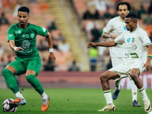 بالفيديو .. الأهلي يفوز على الحزم بثنائية نظيفة في الدوري main