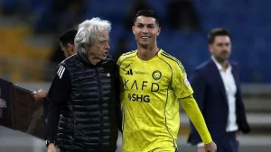 شرط لتجديد عقده.. جيسوس يضع مستقبله مع النصر في يد كريستيانو رونالدو