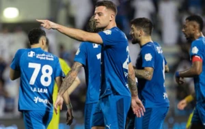 بالفيديو..الهلال يقلب الطاولة على الخليج 2-1 ويشعل صراع  الصدارة على الدوري main
