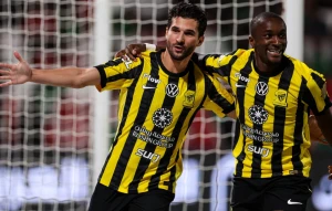 بالفيديو ..الاتحاد يفوز على الاتفاق بثلاثية في الدوري main