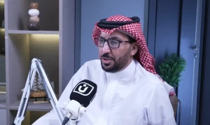 الروقي يثير الجدل بتغريدة غامضة