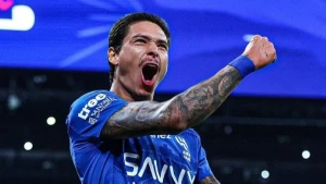 مهاجم الهلال داروين نونيز يقترب من بشكتاش