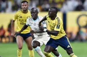الكشف عن حكام مباراة الاتحاد والنصر في الدوري main