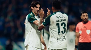 بالفيديو.. الأهلي يكتسح الفتح برباعية في الدوري main