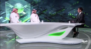 بالفيديو.. القوس: من أكثر لاعب منضبط رأيته في تاريخك كلاعب؟.. العتيبي وتركي العواد يجيبان main