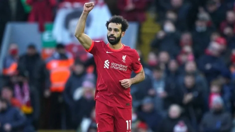 شاهد..  ليفربول يسقط نوريتش سيتي ويتمسك بالوصافة.. و"صلاح" يتألق في ليلة تاريخية!