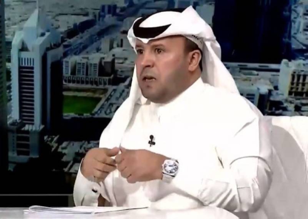 "القحطاني" ينشر تغريدة لاتحاد القدم بشأن نواف العابد .. ويعلق : "سقطة" لا يمكن تبريرها!