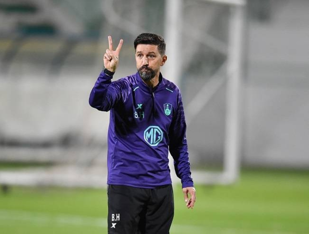 قبل الديربي .. هاسي يكشف للاعبي الأهلي نقطة قوة الاتحاد وطريقة إيقافها!