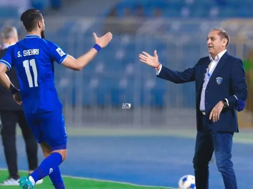 "دياز" يوجه رسالة لـ" الشهري" بعد إصابته أمام الشارقة الإماراتي -صورة