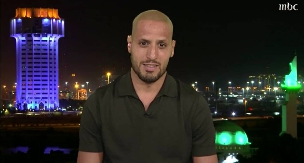 شاهد.. الأحمدي يخرج عن صمته ويكشف حقيقة علاقته بانتقال حمدالله للاتحاد