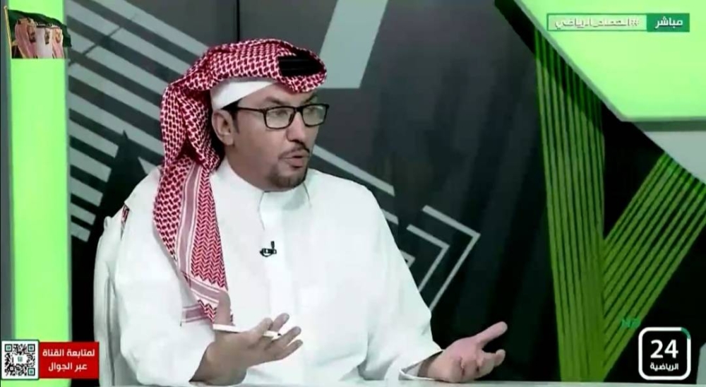 مفاوضات غير رسمية مع والده.. شاهد: الروقي يكشف حقيقة توقيع الحمدان للهلال قبل دخوله الفترة الحرة من عقده مع الشباب