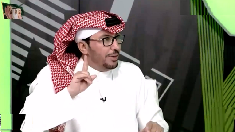 "يا مثبت العقل والدين".. الروقي يغرد بشأن الحكم الهويش !