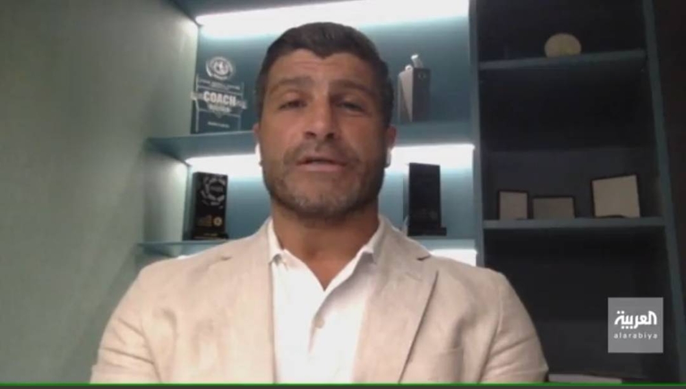 شاهد.. بيدرو إيمانويل يلغي تجربة النصر من مسيرته.. ويعلق : "خضت تجربة واحدة في السعودية"