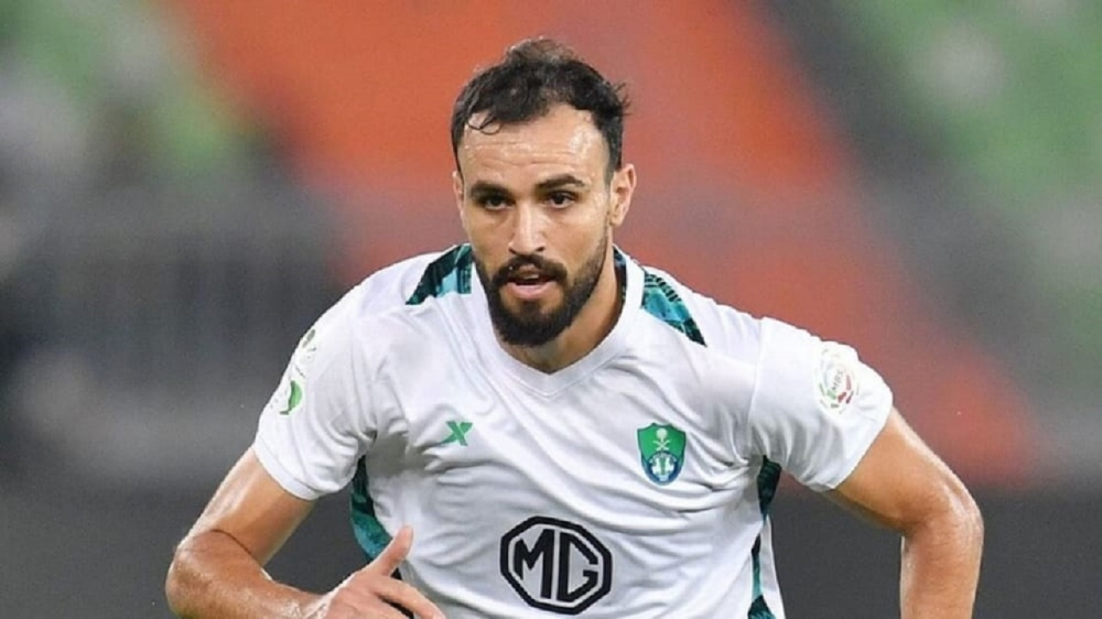 الكشف عن آخر تطورات قضية الأهلي واللاعب "حمدي النقاز"!