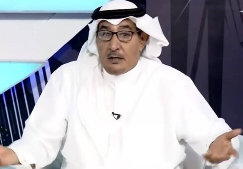 "الرشيدي" ينشر صورة تجمع رئيس لجنة المسابقات الجديد والمتحدث السابق .. ويعلق : يخلق من الشبه 40!