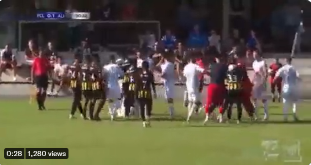 شاهد.. ‏اشتباكات قوية بين لاعبي الاتحاد ولوزيرن السويسري قبل نهاية المبارة الودية بدقائق!