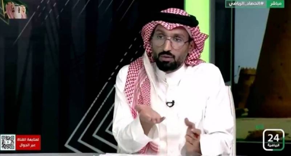 "الشهري" ينشر لقطة من مباراة "الاتحاد ولوزيرن السويسري".. ويعلق: مو فاضين لكم!