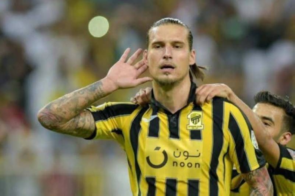 "ممنوع من التسجيل".. "الشيخي" يكشف مفاجأة بشأن أزمة "بريجوفيتش" مع الاتحاد !