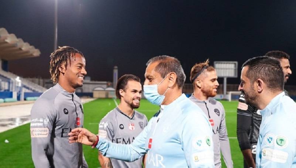 بتوصية من  "دياز" .. إدارة "الهلال" تحسم مصير "كاريلو"!