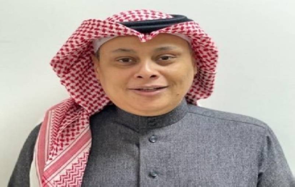  يا خوفي تصيرون زي بعض الناس .. "سعيد الهلال" يوجه رسالة لإعلاميي الأهلي بشأن "النفيعي"!