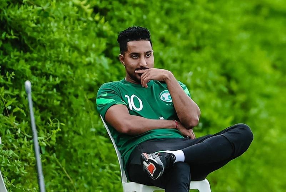 المنتخب السعودي يعلن عن خضوع سالم الدوسري لعملية جراحية في إسبانيا!