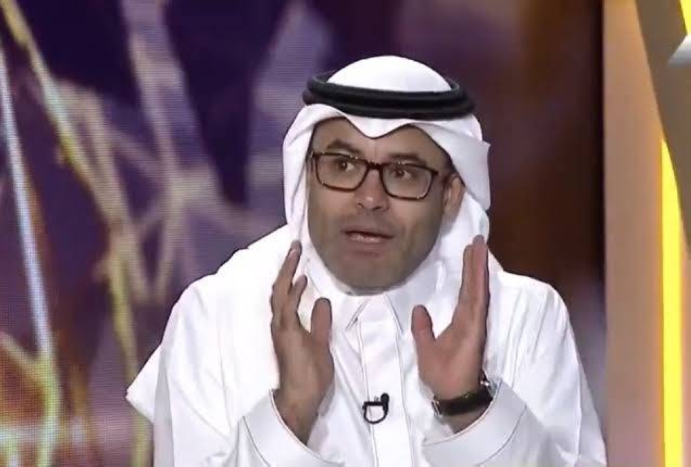 بعد مرور عام عليها.. "الشيخ" يعلق على ركزة البليهي للعلم الأزرق في قلب مرسول بارك