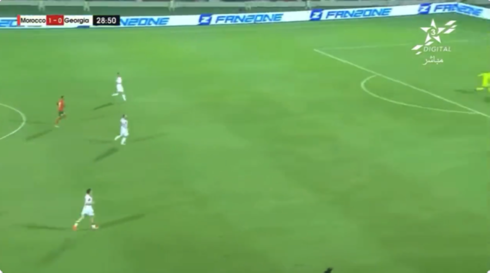 شاهد.. حكيم زياش يسجل هدفا "عابرا للقارات" في شباك جورجيا